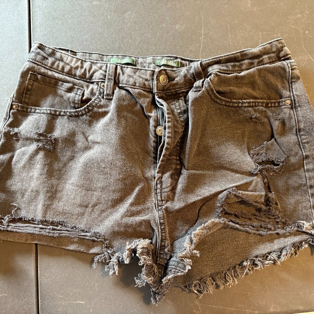 Wild Fable HighRise Distressed Black Denim Shorts Frayed Hem Women Size 16 (159)